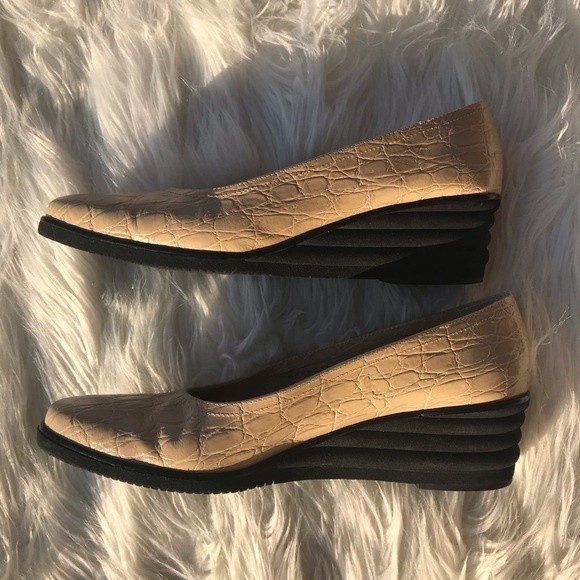 VTG Salvatore Ferragamo Boutique Platform Flats - Picture 3 of 8